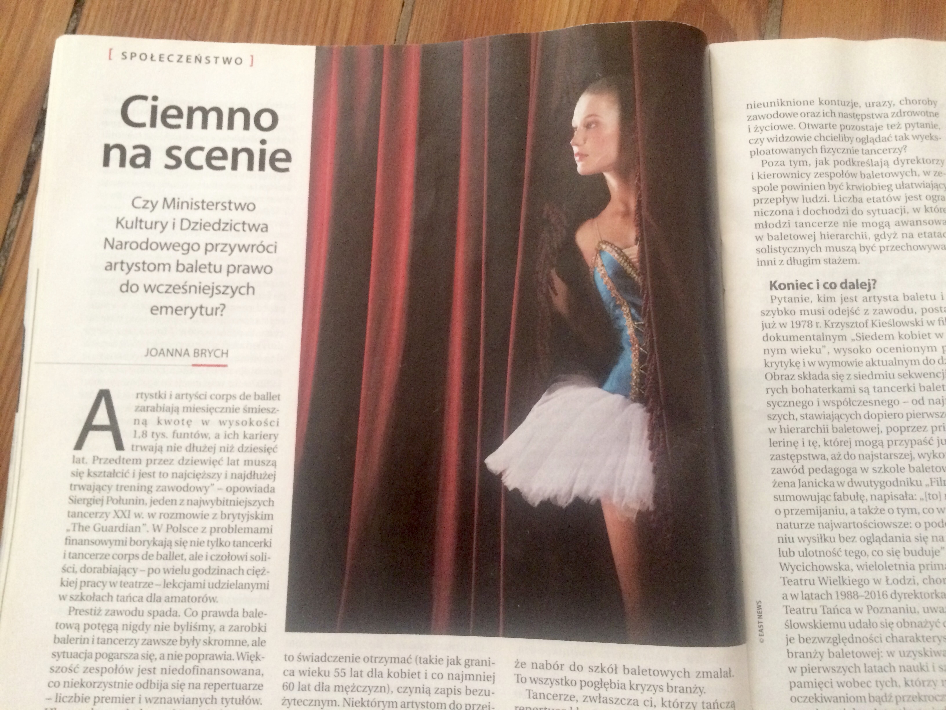 Ciemno na scenie